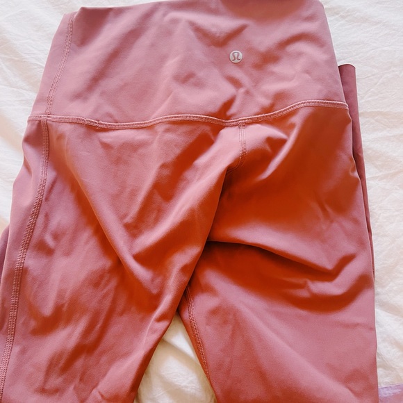 Rose Pink Lululemon size 4 leggings - Picture 2 of 2